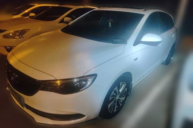 Buick Excelle GX 2019 18T Automatic Connected Elite Model China V Standard de segunda mano