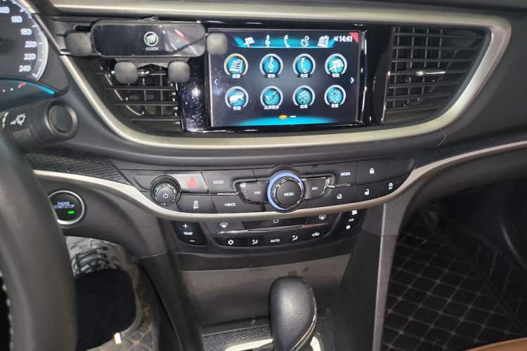 Used Buick Excelle GX 2019 18T Automatic Connected Flagship Version China V Standard Audio And AC Panel