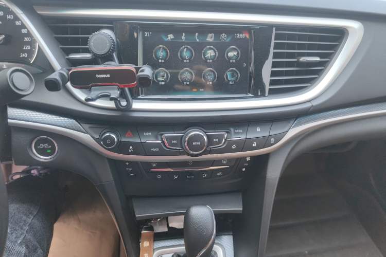 Used Buick Excelle GX 2019 18T Automatic Connected Flagship Version China VI Standard Audio And AC Panel