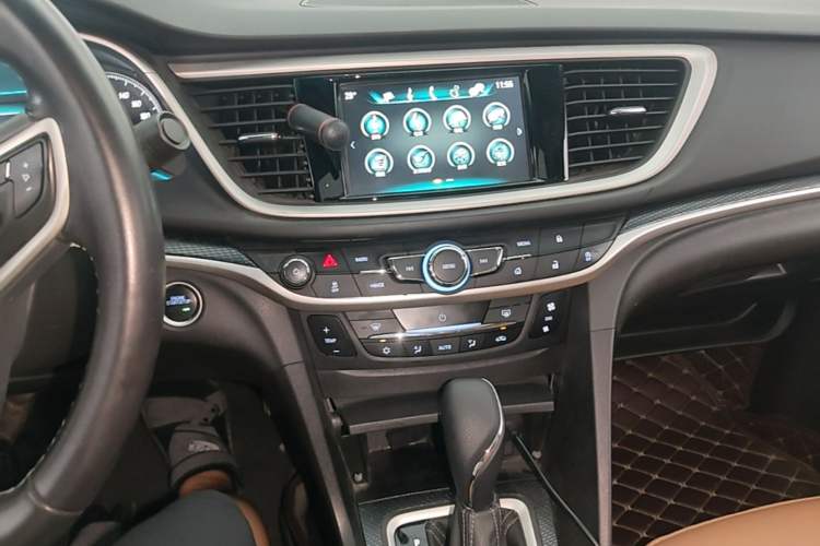 Used Buick Excelle GX 2019 18T Automatic Connected Flagship Version China VI Standard Audio And AC Panel