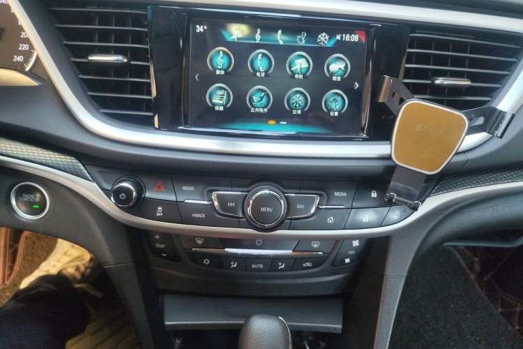 Used Buick Excelle GX 2019 18T Automatic Connected Flagship Version China VI Standard Audio And AC Panel
