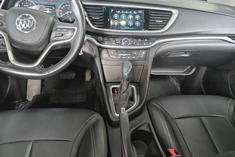 Used Buick Excelle GX 2019 18T Automatic Connected Elite Model China VI Standard Audio And AC Panel