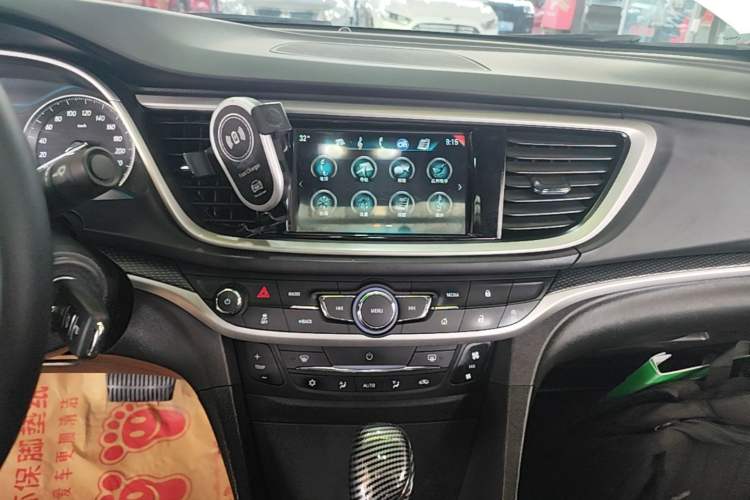 Used Buick Excelle GX 2019 18T Automatic Connected Elite Model China VI Standard Audio And AC Panel