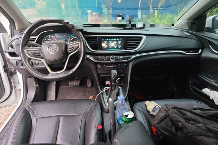 Used Buick Excelle GX 2019 18T Automatic Connected Elite Model China VI Standard Center Console