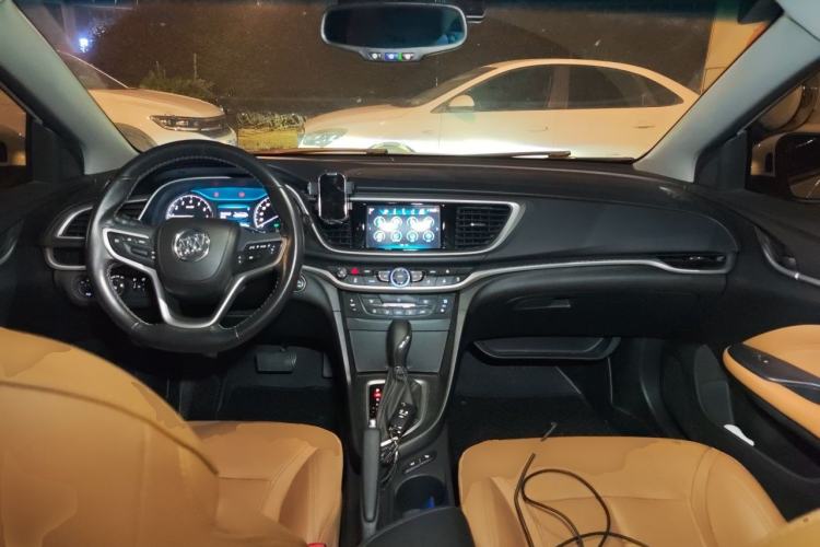 Used Buick Excelle GX 2019 18T Automatic Connected Flagship Version China VI Standard Center Console