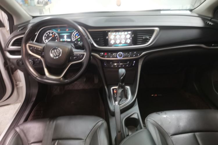 Used Buick Excelle GX 2019 18T Automatic Connected Elite Model China VI Standard Center Console