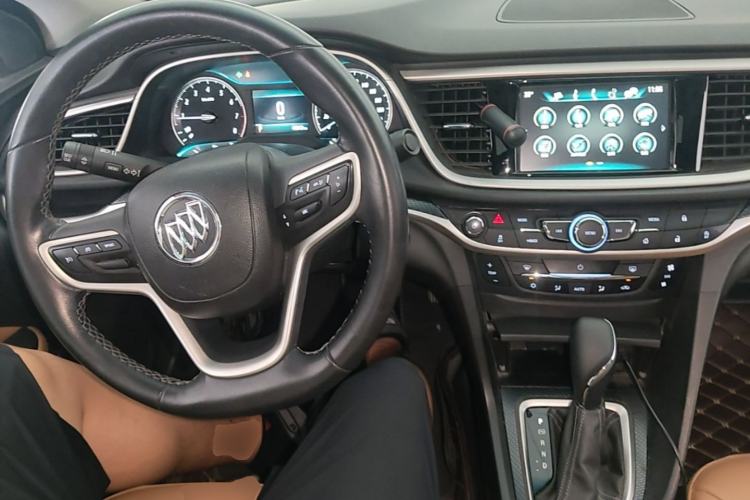 Used Buick Excelle GX 2019 18T Automatic Connected Flagship Version China VI Standard Center Console