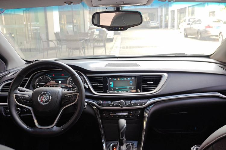 Used Buick Excelle GX 2019 18T Automatic Connected Elite Model China VI Standard Center Console