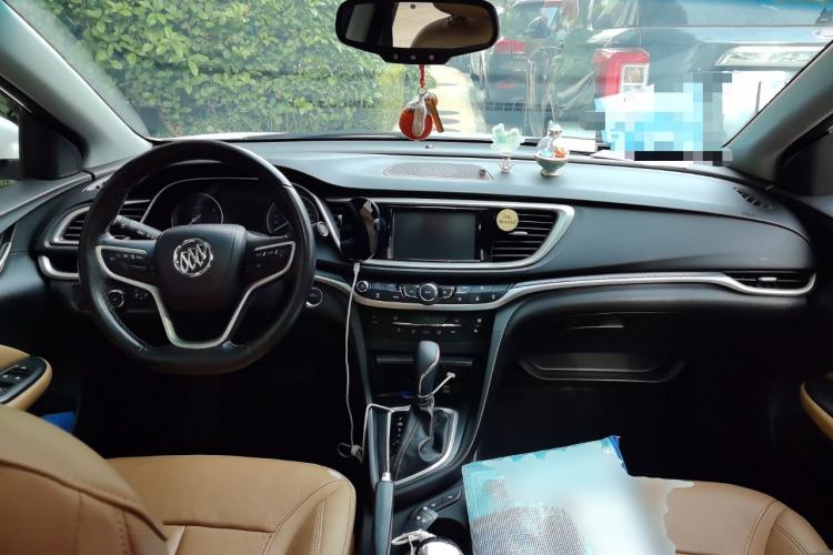 Used Buick Excelle GX 2019 18T Automatic Connected Flagship Version China V Standard Center Console