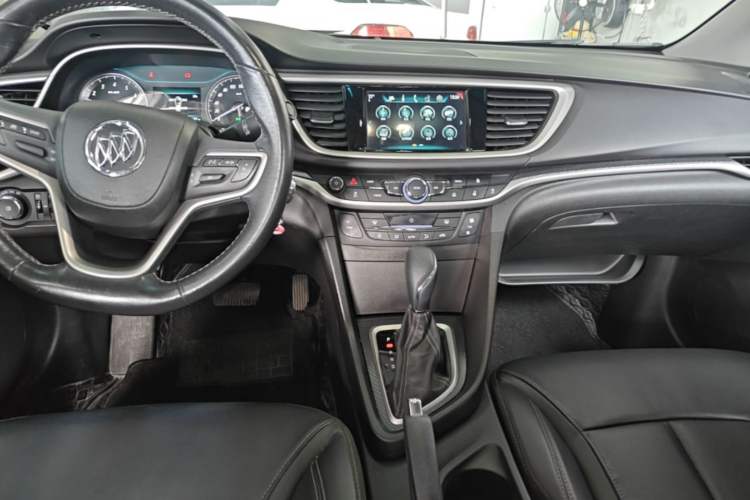 Used Buick Excelle GX 2019 18T Automatic Connected Elite Model China VI Standard Center Console