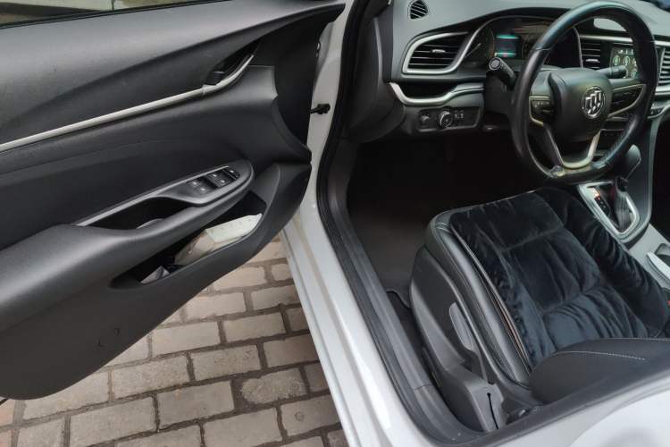 Used Buick Excelle GX 2019 18T Automatic Connected Elite Model China V Standard Driver Seat