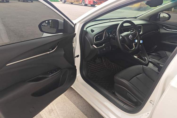 Used Buick Excelle GX 2019 18T Automatic Connected Elite Model China VI Standard Driver Seat