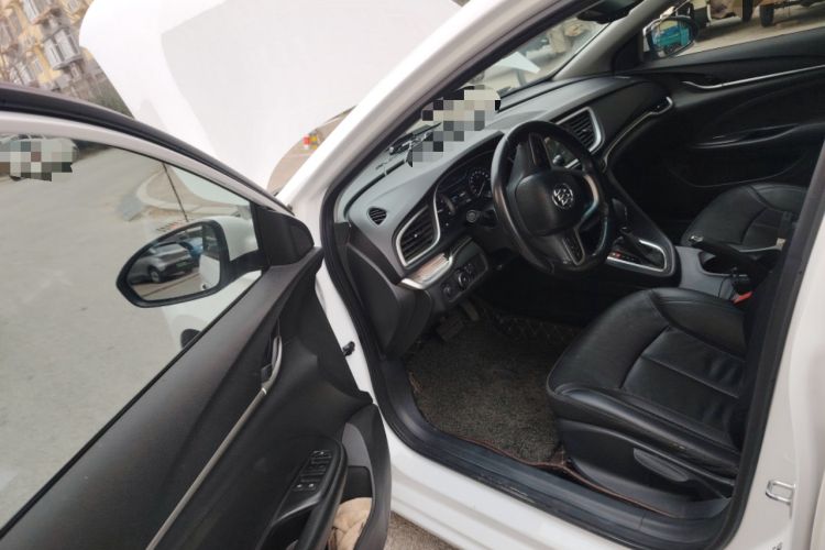 Used Buick Excelle GX 2019 18T Automatic Connected Elite Model China V Standard Driver Seat