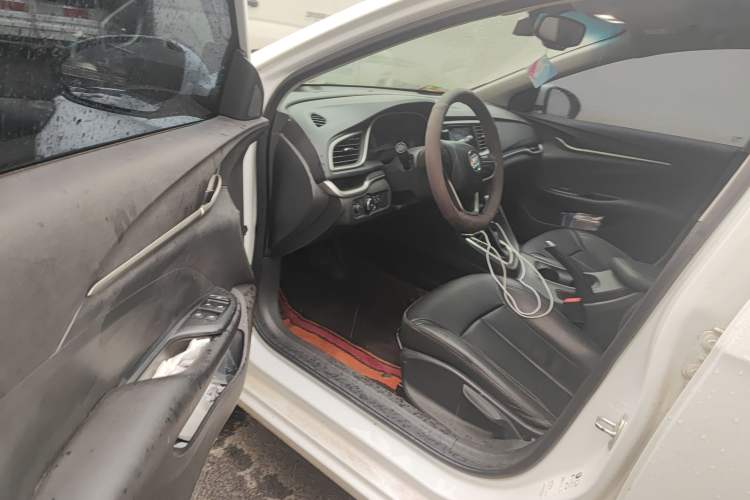 Used Buick Excelle GX 2019 18T Automatic Connected Elite Model China VI Standard Driver Seat