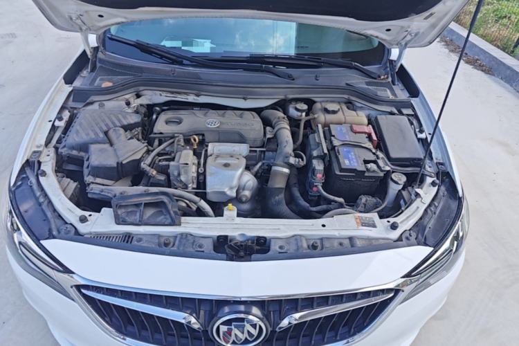 Used Buick Excelle GX 2019 18T Automatic Connected Flagship Version China VI Standard Engine Bay