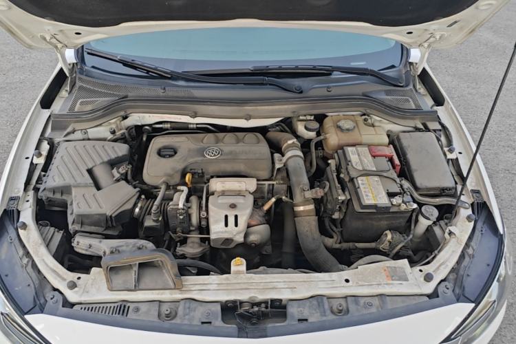Used Buick Excelle GX 2019 18T Automatic Connected Elite Model China V Standard Engine Bay
