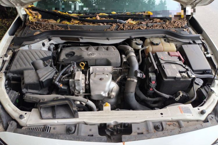 Used Buick Excelle GX 2019 18T Automatic Connected Elite Model China VI Standard Engine Bay
