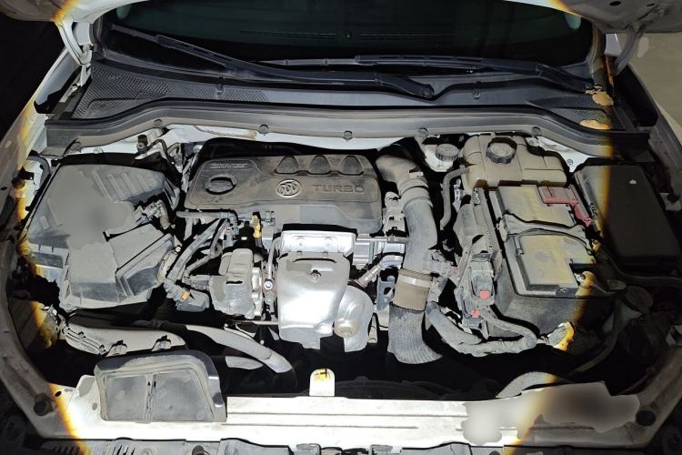 Used Buick Excelle GX 2019 18T Automatic Connected Elite Model China VI Standard Engine Bay