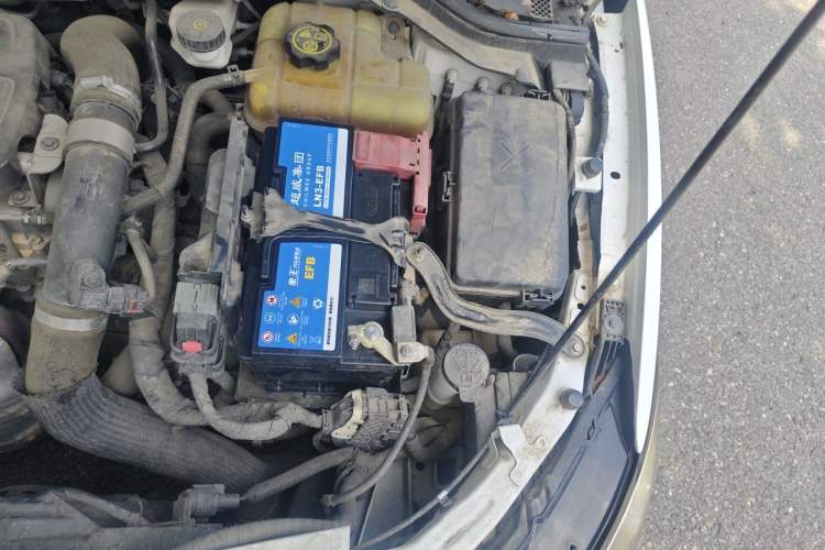 Used Buick Excelle GX 2019 18T Automatic Connected Elite Model China VI Standard Engine Bay Left