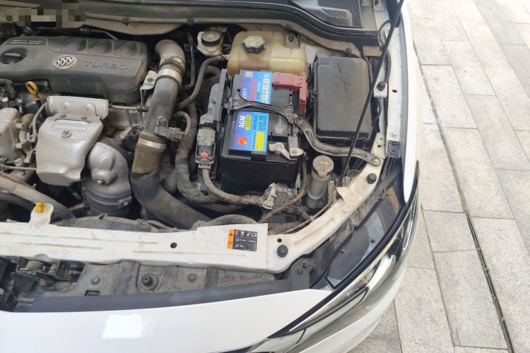Used Buick Excelle GX 2019 18T Automatic Connected Flagship Version China VI Standard Engine Bay Left