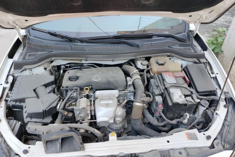 Used Buick Excelle GX 2019 18T Automatic Connected Elite Model China VI Standard Engine Bay