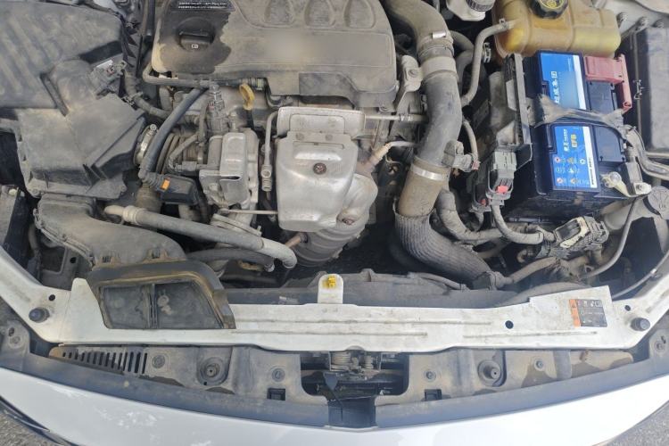 Used Buick Excelle GX 2019 18T Automatic Connected Elite Model China VI Standard Engine Bay