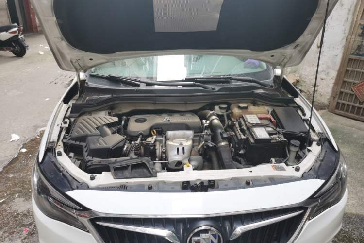 Used Buick Excelle GX 2019 18T Automatic Connected Flagship Version China VI Standard Engine Bay