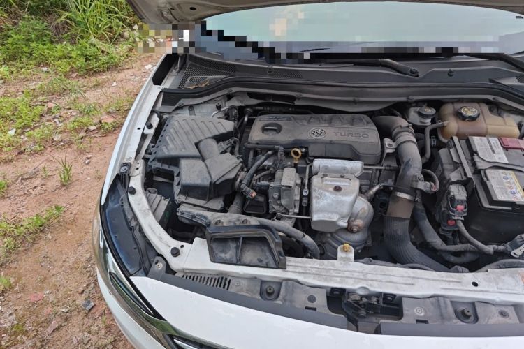Used Buick Excelle GX 2019 18T Automatic Connected Elite Model China VI Standard Engine Bay Right
