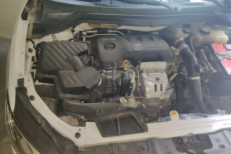 Used Buick Excelle GX 2019 18T Automatic Connected Flagship Version China VI Standard Engine Bay Right
