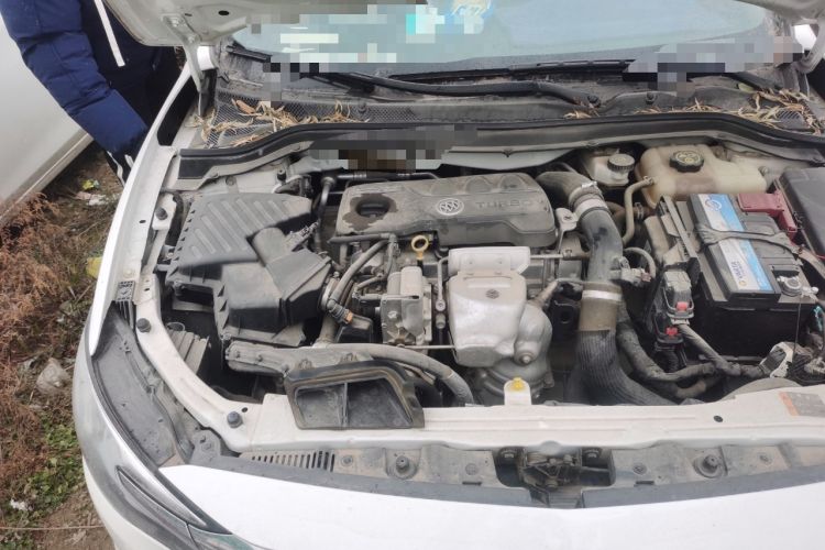 Used Buick Excelle GX 2019 18T Automatic Connected Elite Model China VI Standard Engine Bay Right