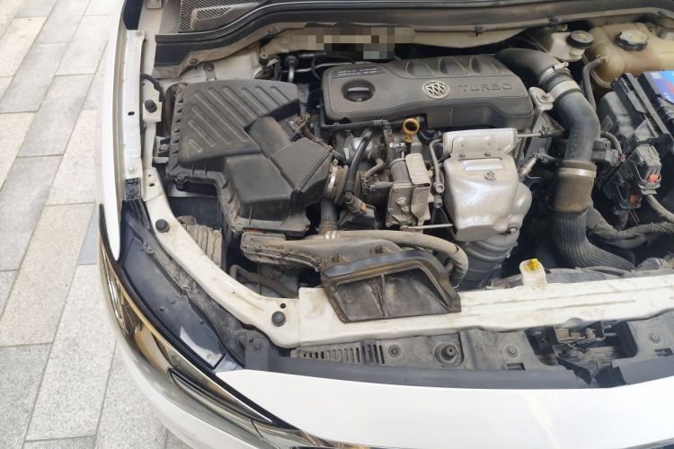 Used Buick Excelle GX 2019 18T Automatic Connected Flagship Version China VI Standard Engine Bay Right