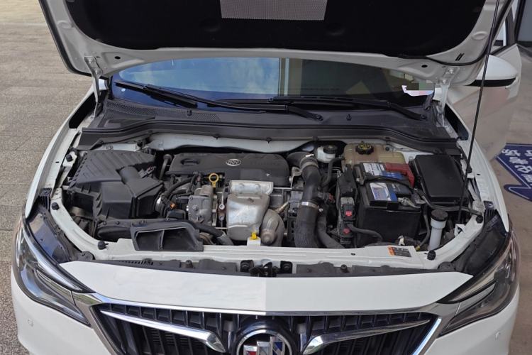 Used Buick Excelle GX 2019 18T Automatic Connected Elite Model China VI Standard Engine Bay