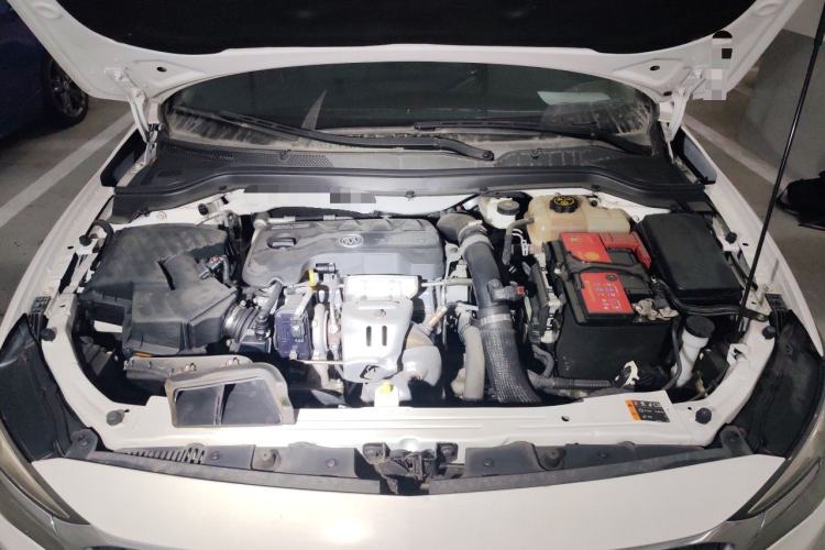 Used Buick Excelle GX 2019 18T Automatic Connected Elite Model China V Standard Engine Bay