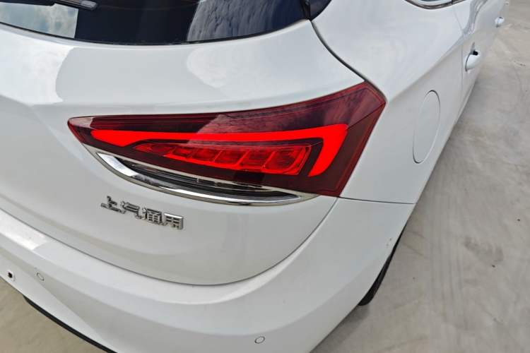 Used Buick Excelle GX 2019 18T Automatic Connected Flagship Version China VI Standard Exterior 3
