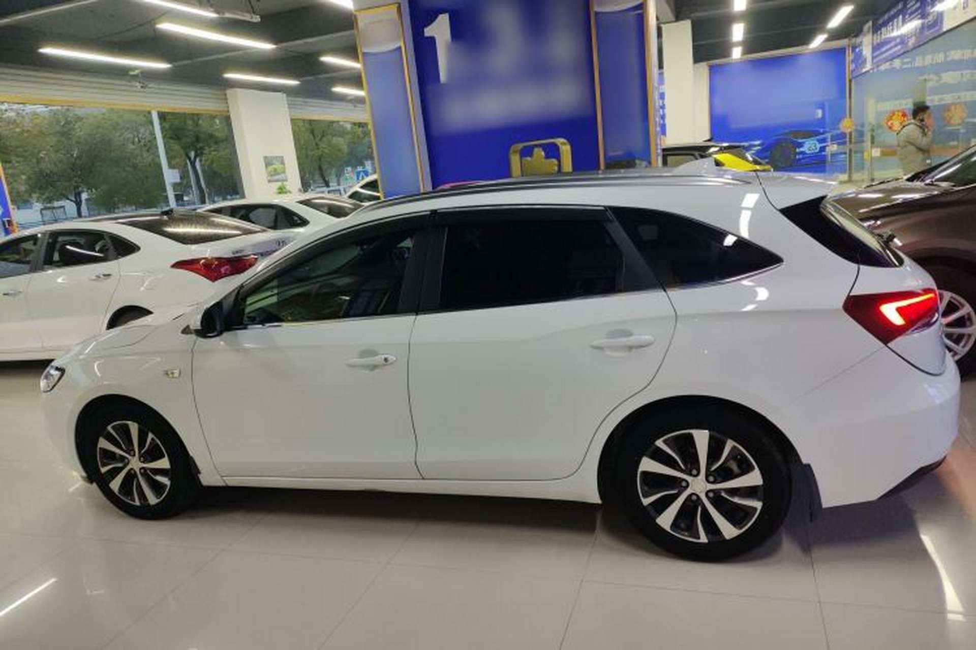 Used Buick Excelle GX 2019 18T Automatic Connected Elite Model China VI Standard Exterior 3