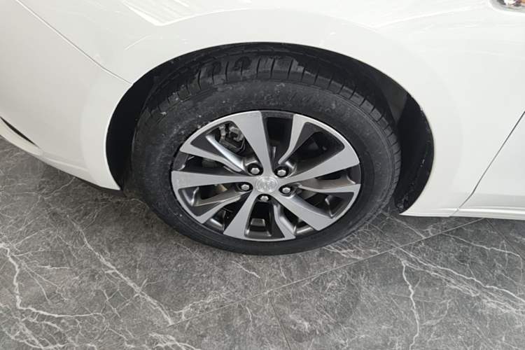 Used Buick Excelle GX 2019 18T Automatic Connected Elite Model China VI Standard Exterior 4
