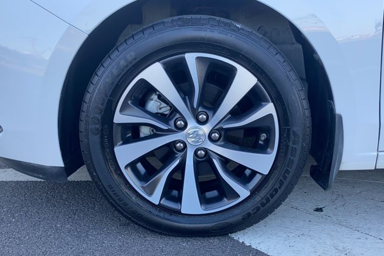 Used Buick Excelle GX 2019 18T Automatic Connected Elite Model China VI Standard Exterior 4