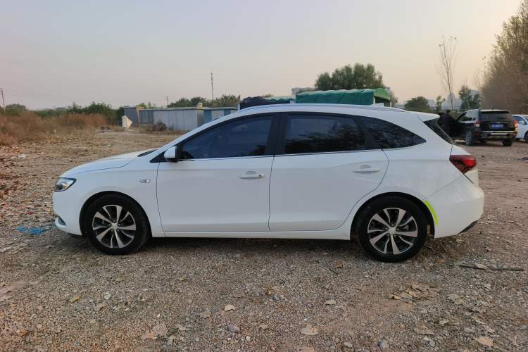 Used Buick Excelle GX 2019 18T Automatic Connected Elite Model China VI Standard Exterior 5