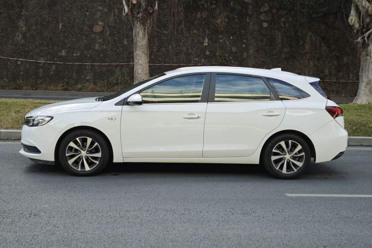 Used Buick Excelle GX 2019 18T Automatic Connected Elite Model China VI Standard Exterior 5