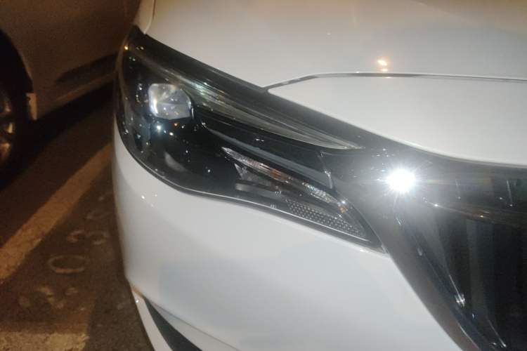 Used Buick Excelle GX 2019 18T Automatic Connected Elite Model China V Standard Exterior 6