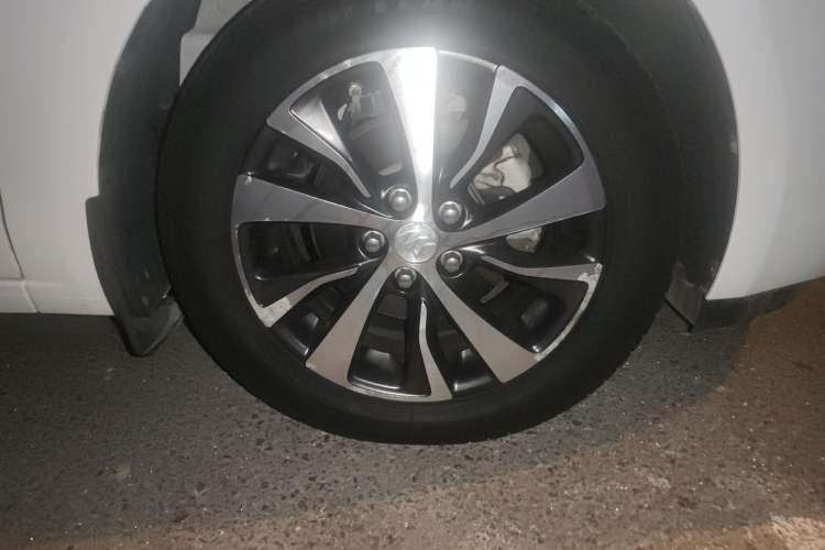 Used Buick Excelle GX 2019 18T Automatic Connected Elite Model China V Standard Exterior 7