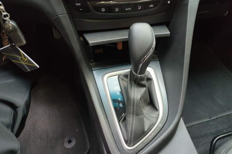 Used Buick Excelle GX 2019 18T Automatic Connected Elite Model China V Standard Gear Lever