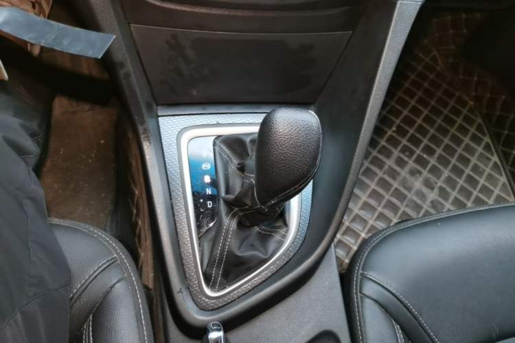 Used Buick Excelle GX 2019 18T Automatic Connected Elite Model China VI Standard Gear Lever