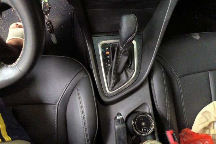 Used Buick Excelle GX 2019 18T Automatic Connected Elite Model China VI Standard Gear Lever
