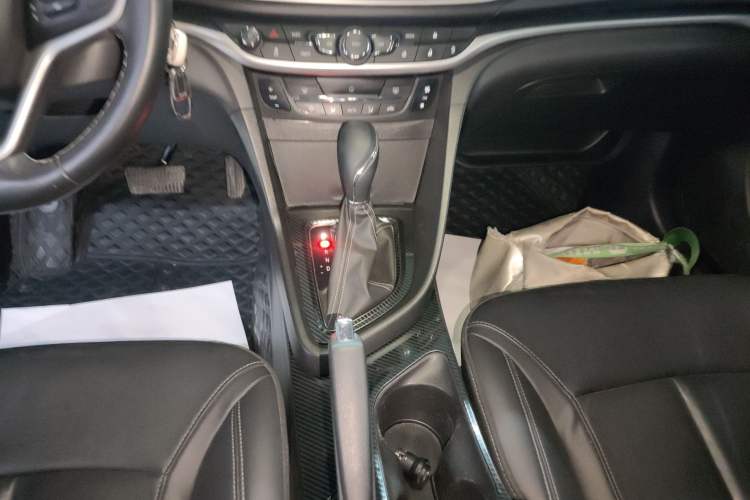Used Buick Excelle GX 2019 18T Automatic Connected Elite Model China VI Standard Gear Lever