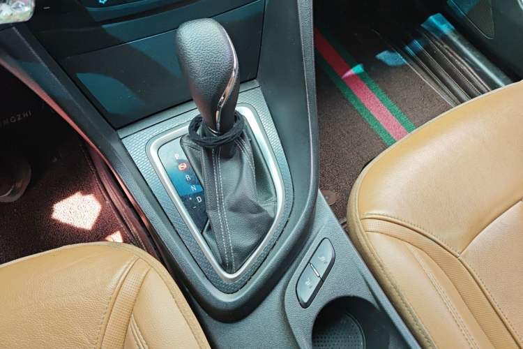 Used Buick Excelle GX 2019 18T Automatic Connected Flagship Version China V Standard Gear Lever