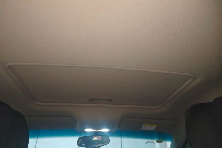 Used Buick Excelle GX 2019 18T Automatic Connected Elite Model China VI Standard Headliner