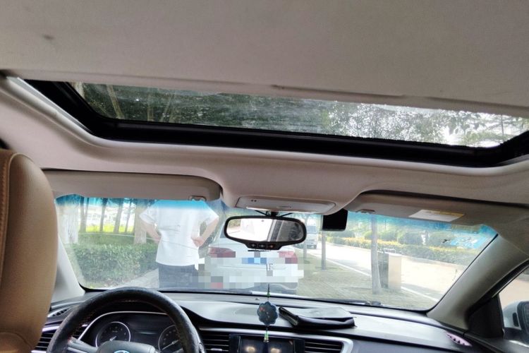 Used Buick Excelle GX 2019 18T Automatic Connected Flagship Version China VI Standard Headliner