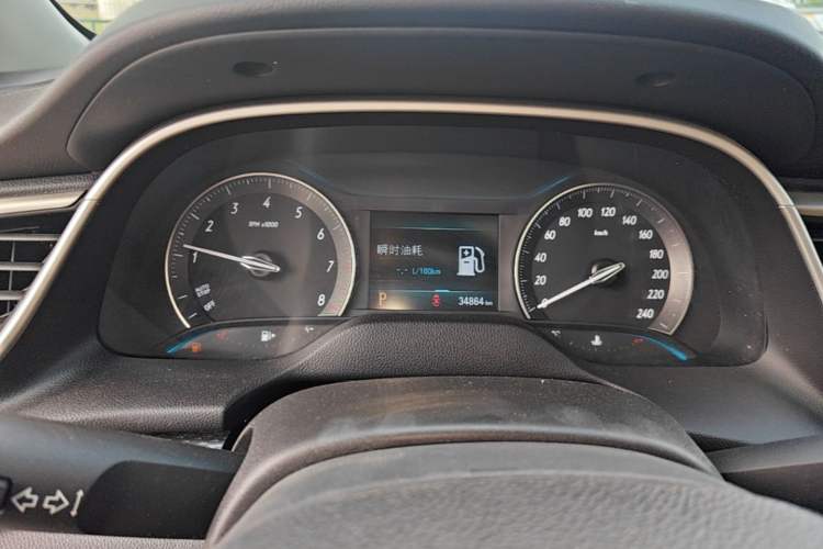 Used Buick Excelle GX 2019 18T Automatic Connected Flagship Version China VI Standard Instrument Cluster