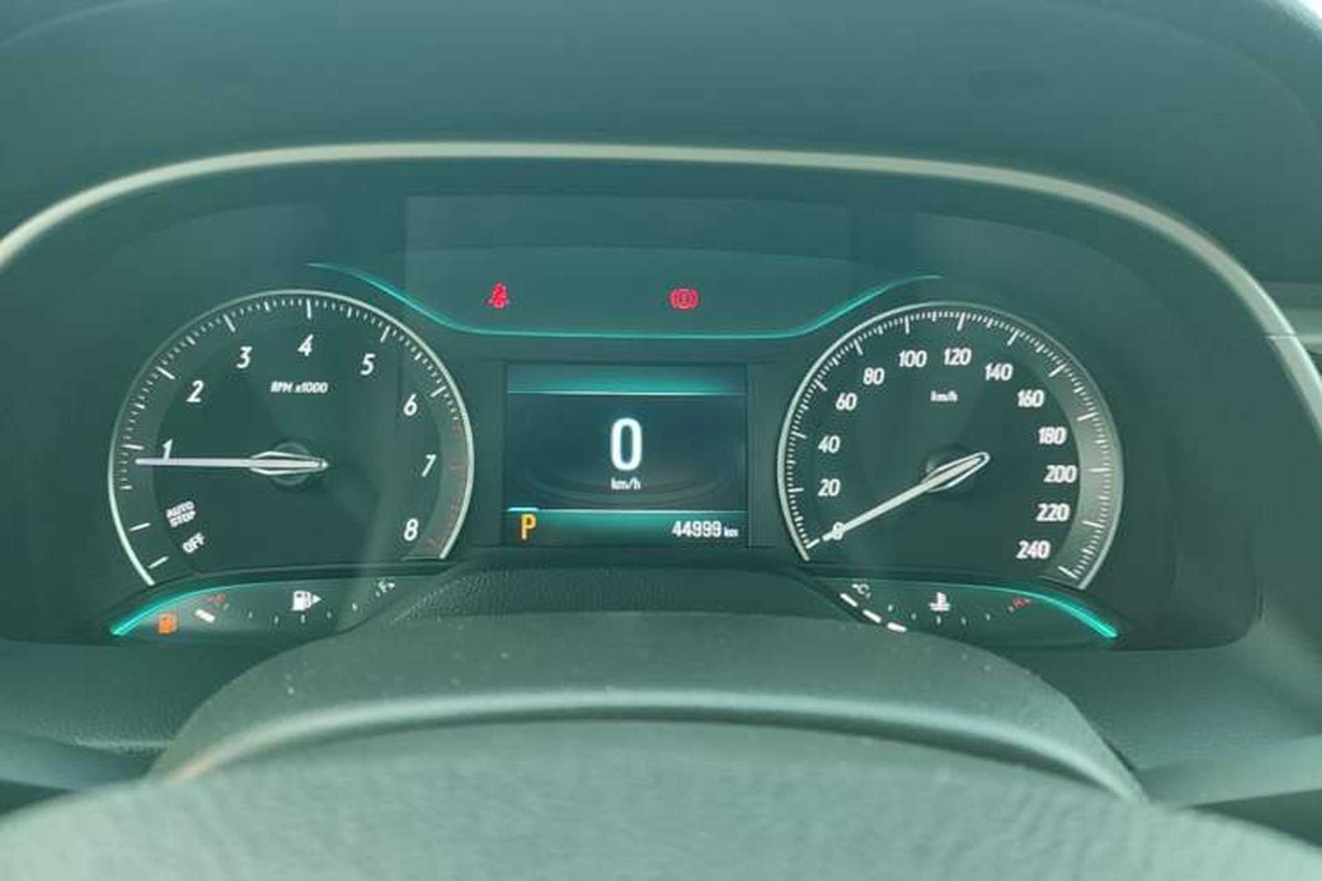 Used Buick Excelle GX 2019 18T Automatic Connected Elite Model China VI Standard Instrument Cluster